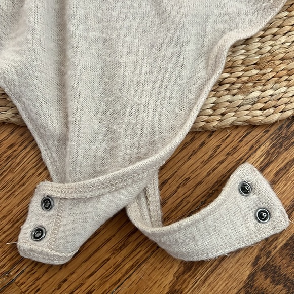 Abercrombie bodysuit - Picture 4 of 4